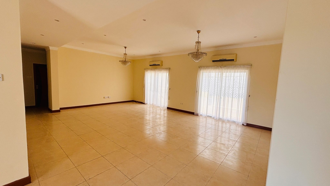property 387 image 0