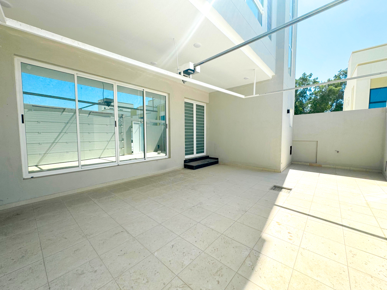 property 394 image 11
