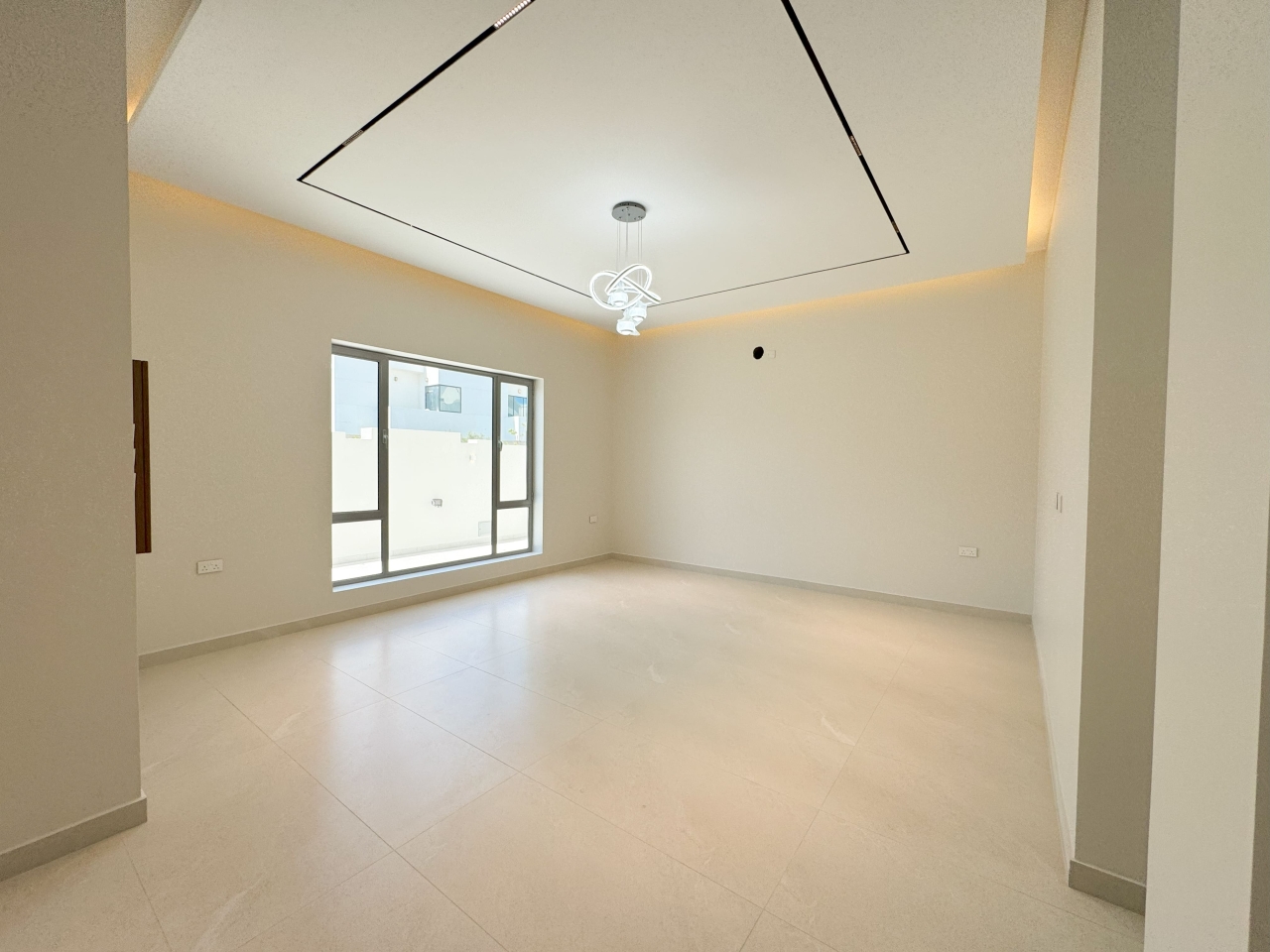 property 395 image 3