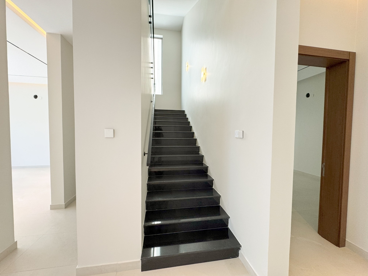 property 395 image 8