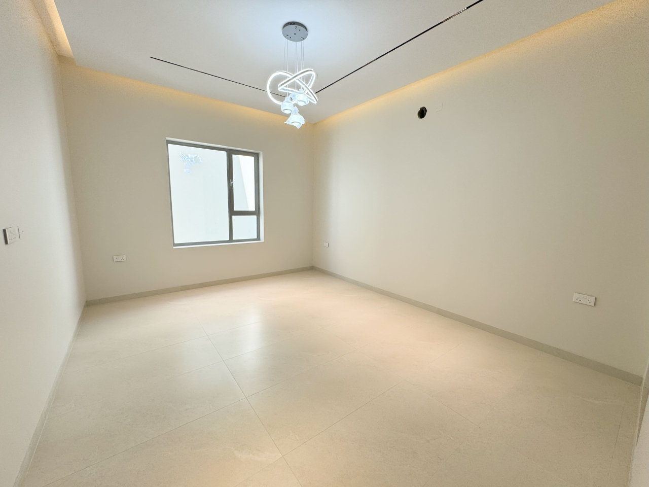 property 395 image 18
