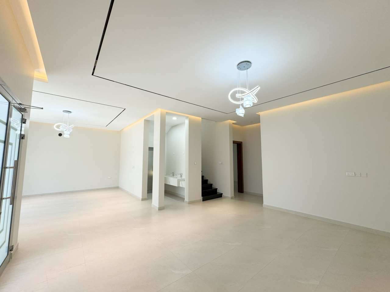 property 395 image 2