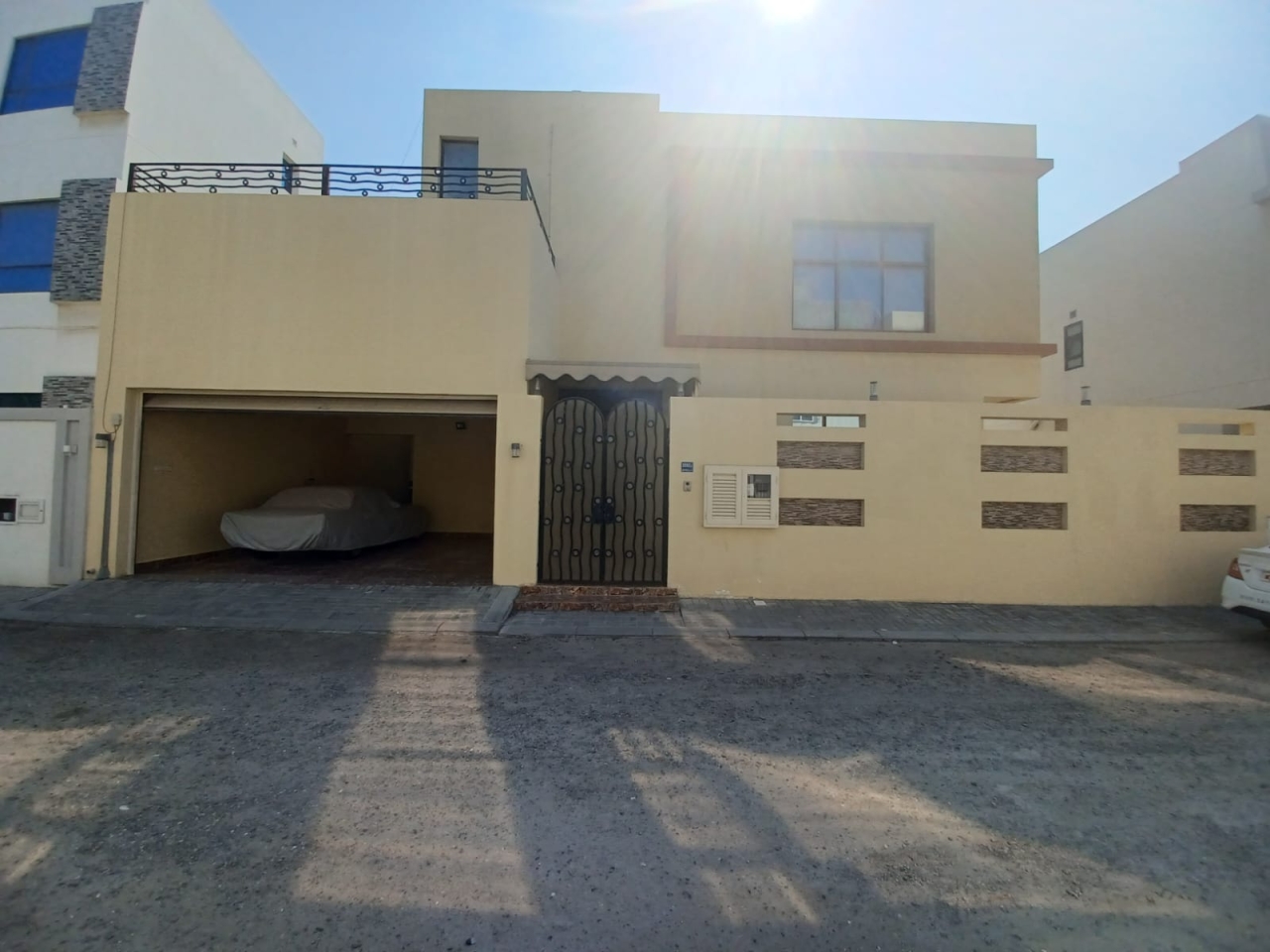 property 413 image 0