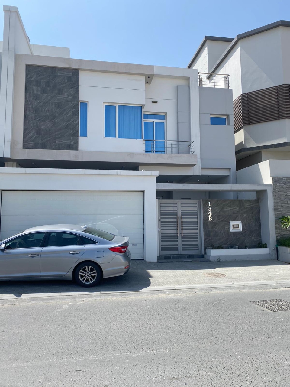 property 419 image 0
