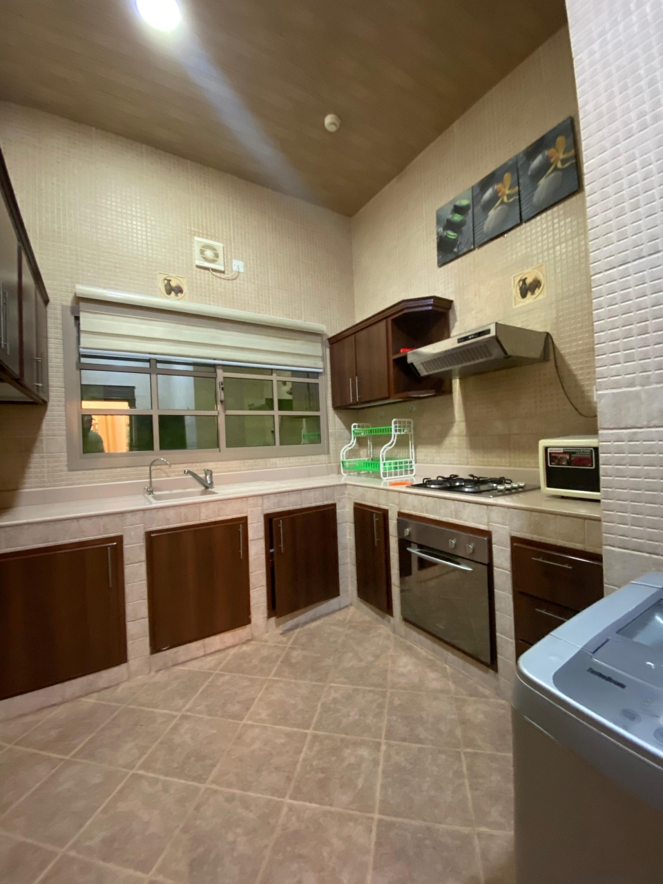 property 421 image 5