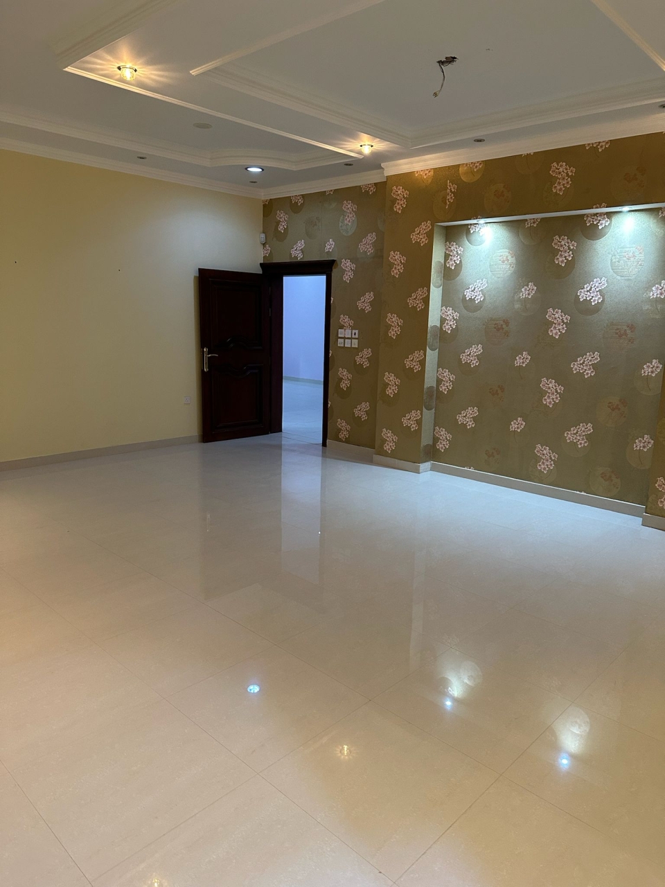 property 449 image 8