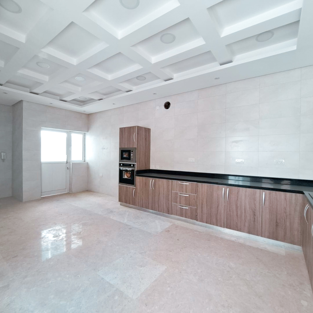 property 450 image 3