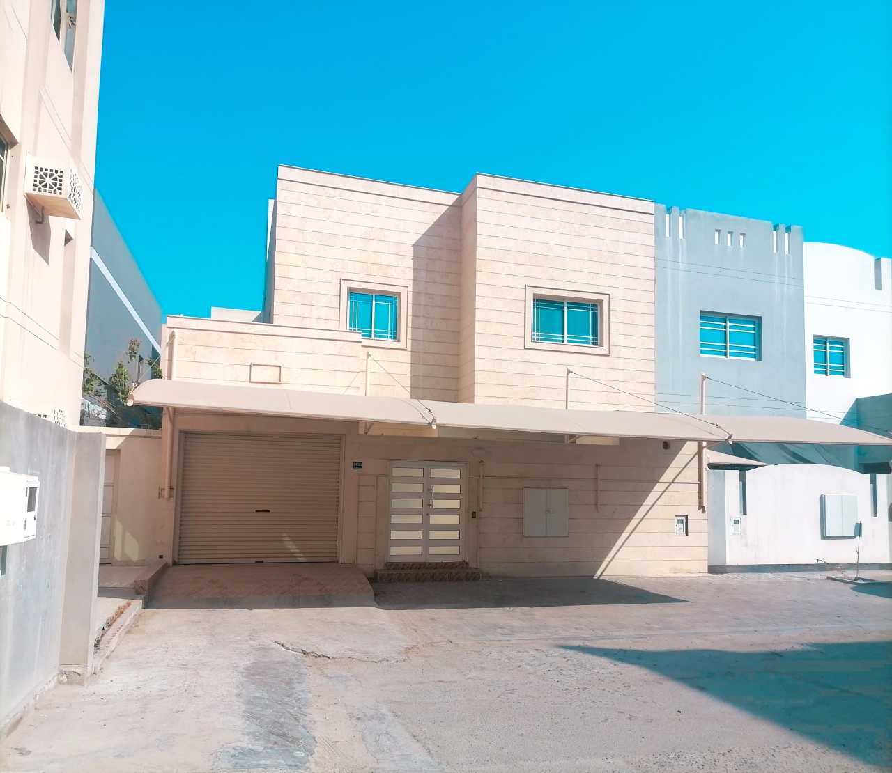 property 460 image 0