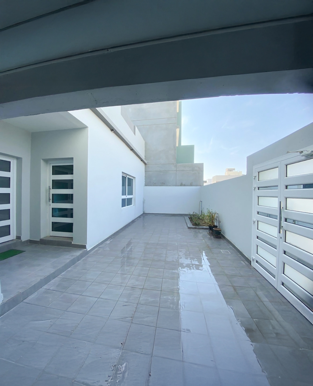 property 463 image 6