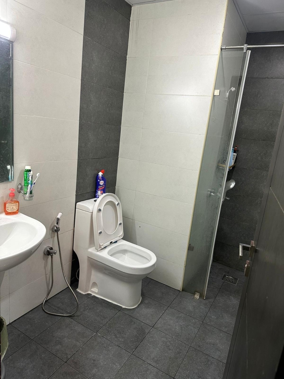 property 465 image 5