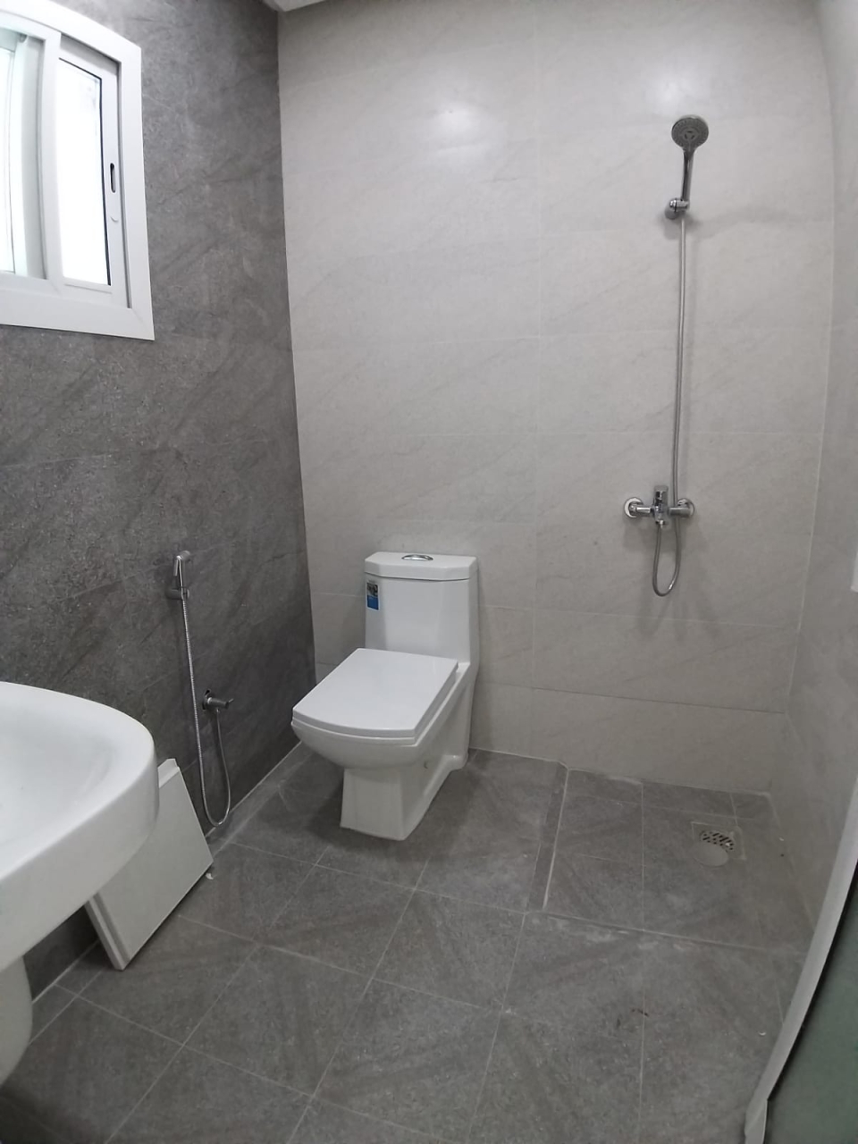 property 476 image 5