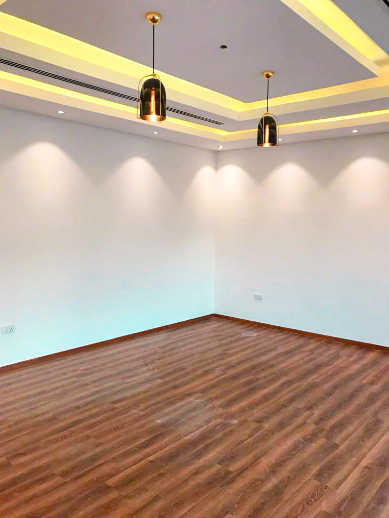 property 484 image 5
