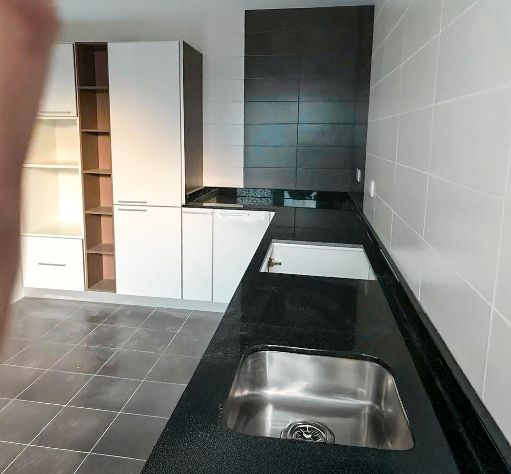 property 484 image 1
