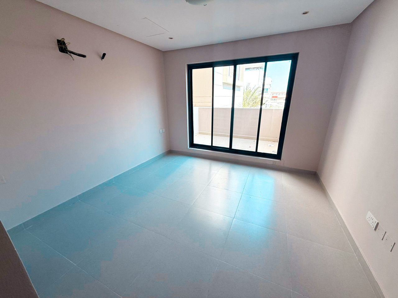 property 485 image 5
