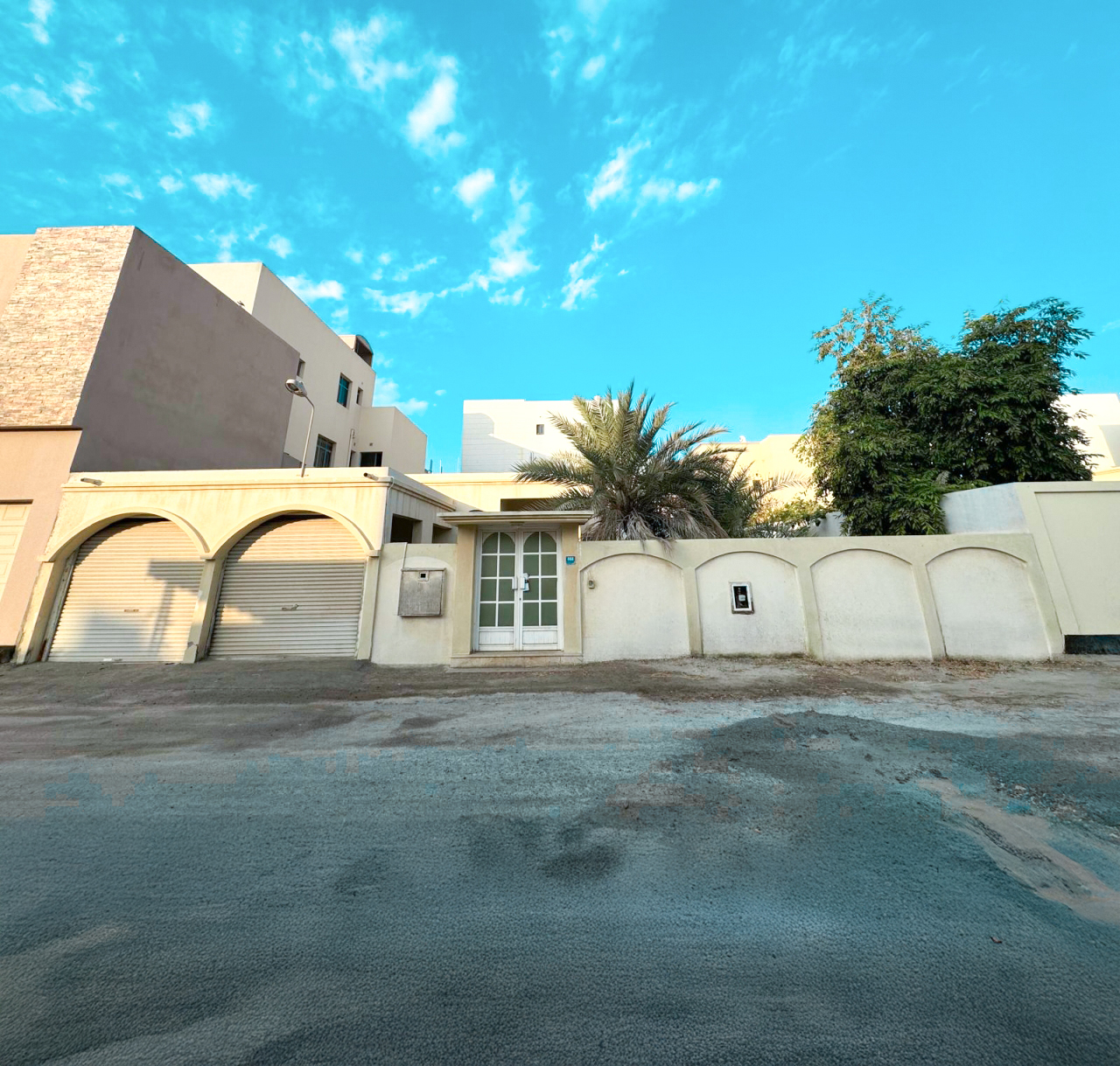 property 498 image 0