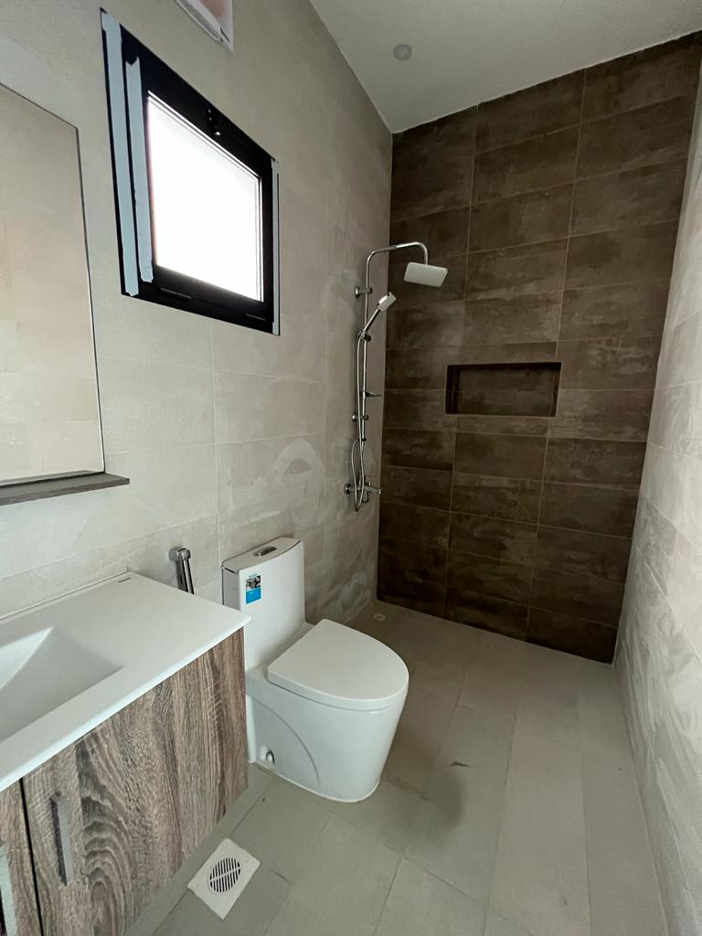 property 598 image 5