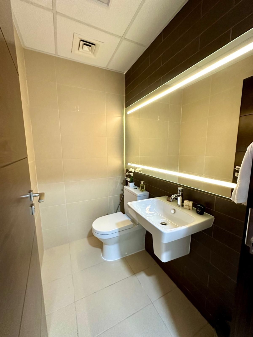property 718 image 4