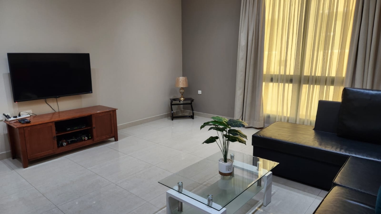 property 734 image 0