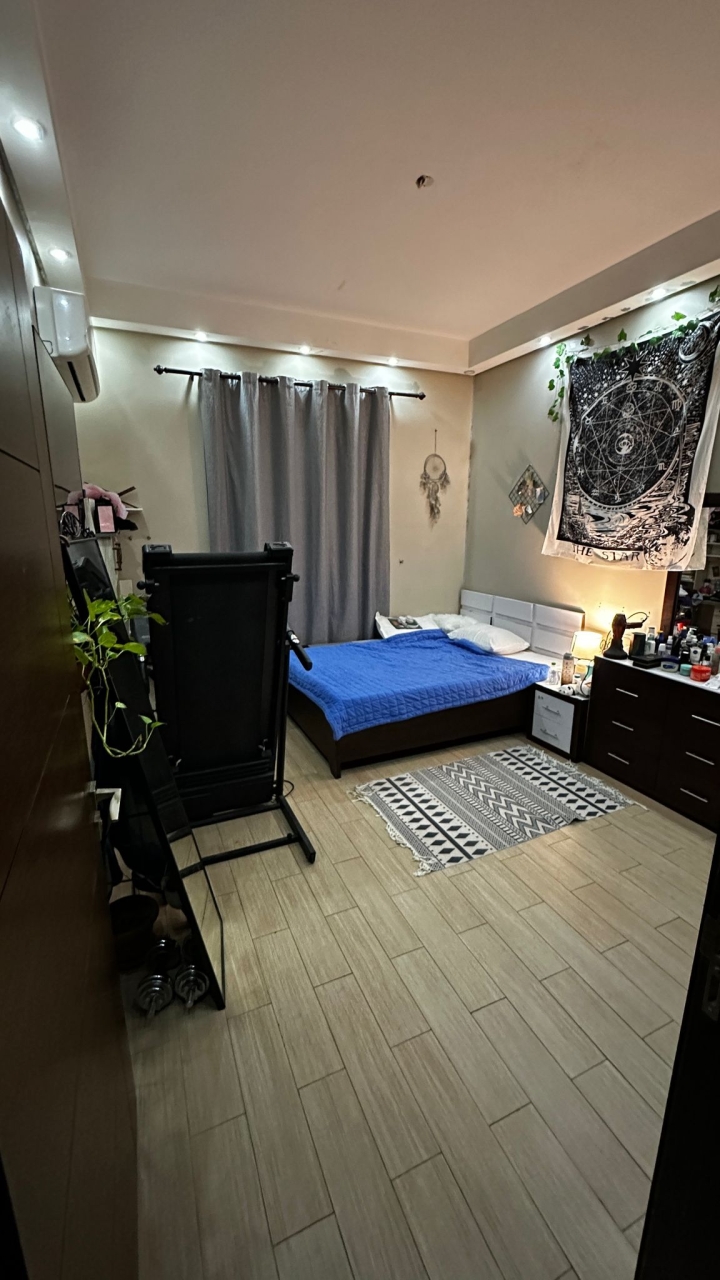 property 737 image 3