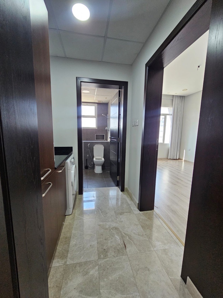 property 744 image 5