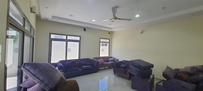 property 795 image 1