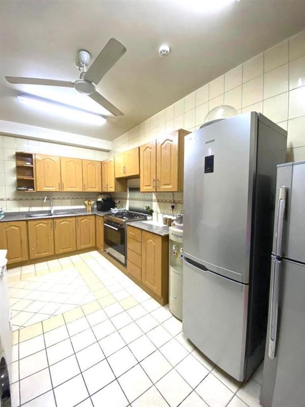 property 806 image 2