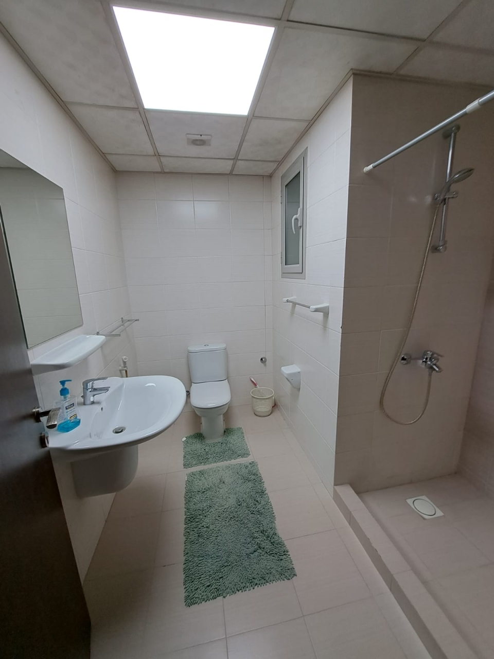 property 824 image 6