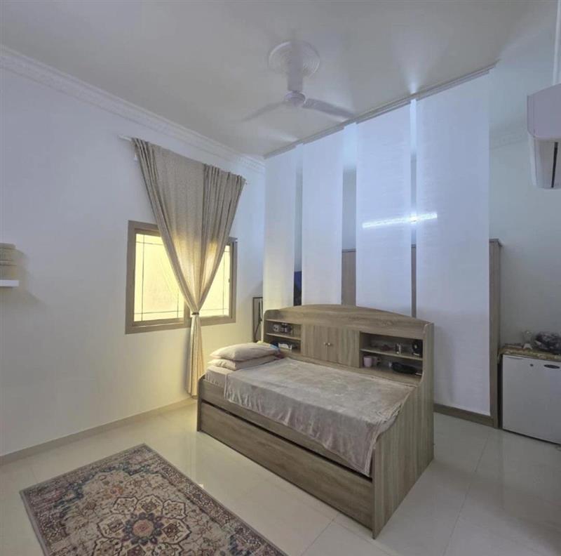 property 838 image 2