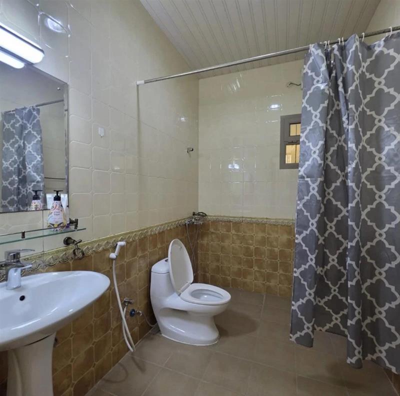 property 838 image 3