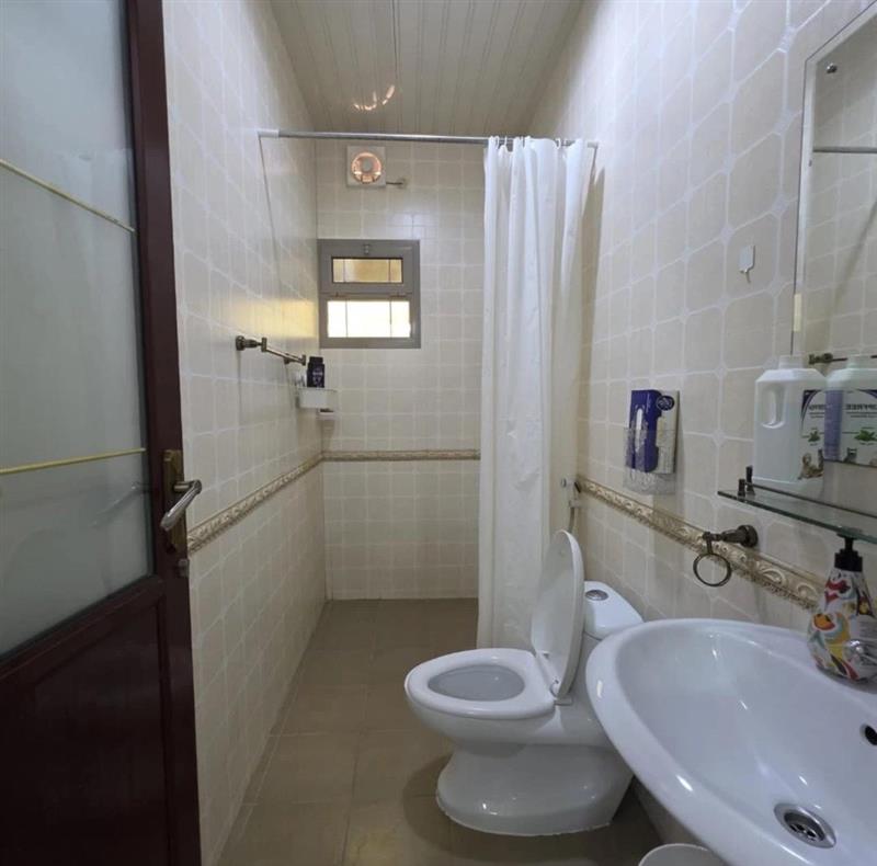 property 838 image 5