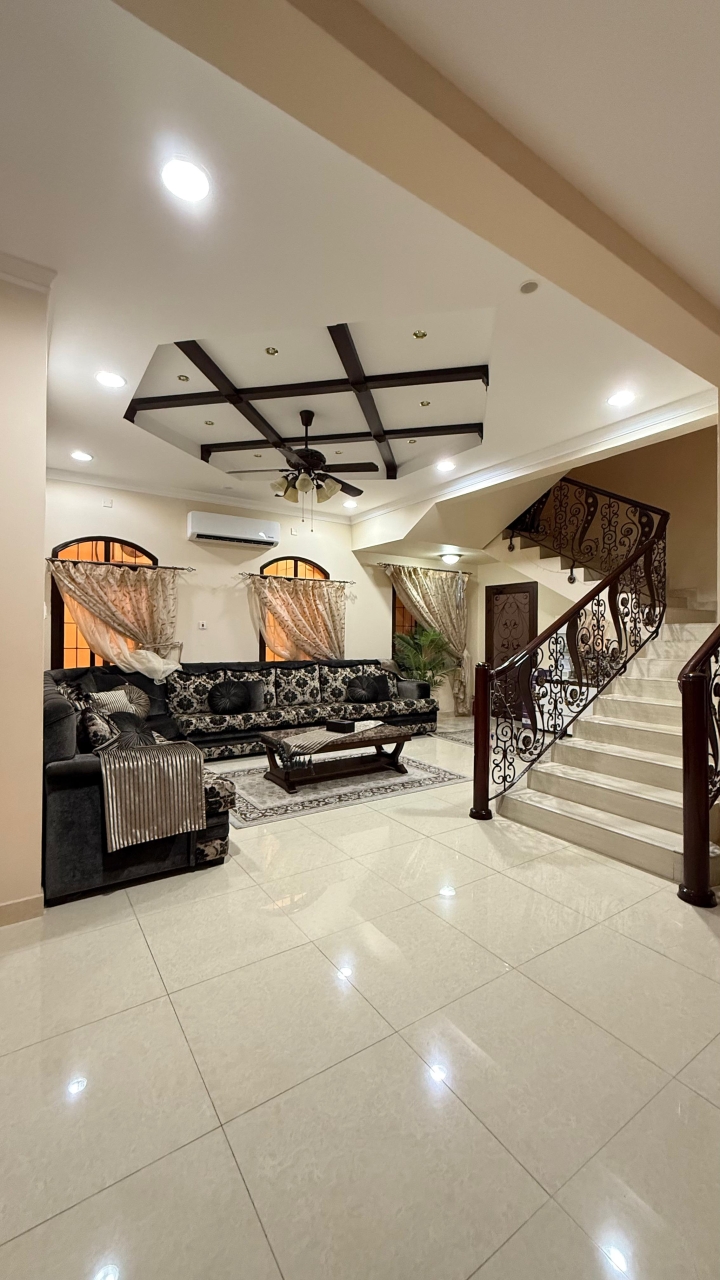 property 843 image 4