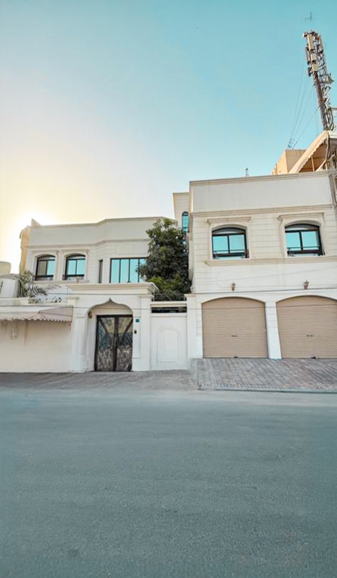 property 843 image 0