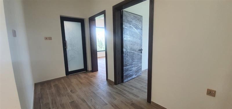property 847 image 1