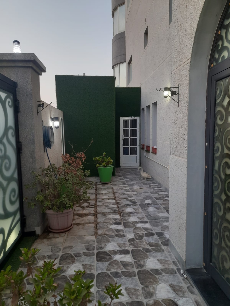 property 863 image 8