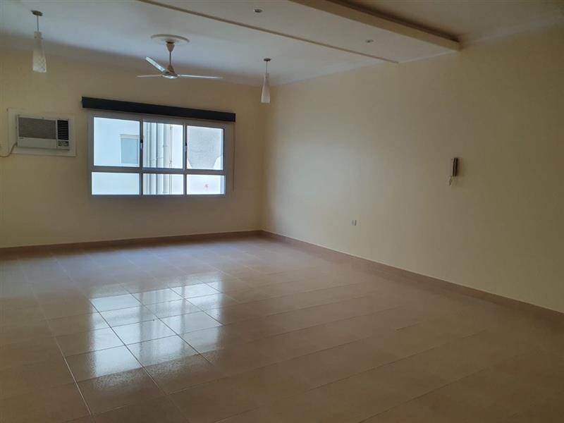 property 896 image 0