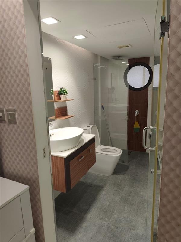 property 899 image 5