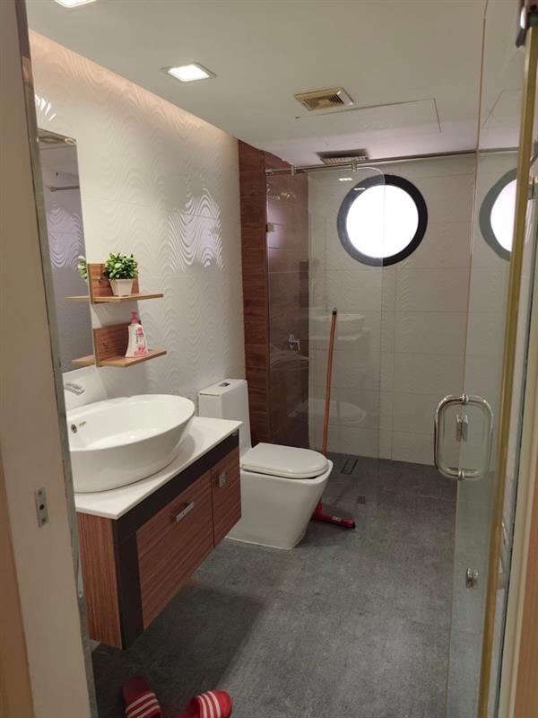 property 899 image 7