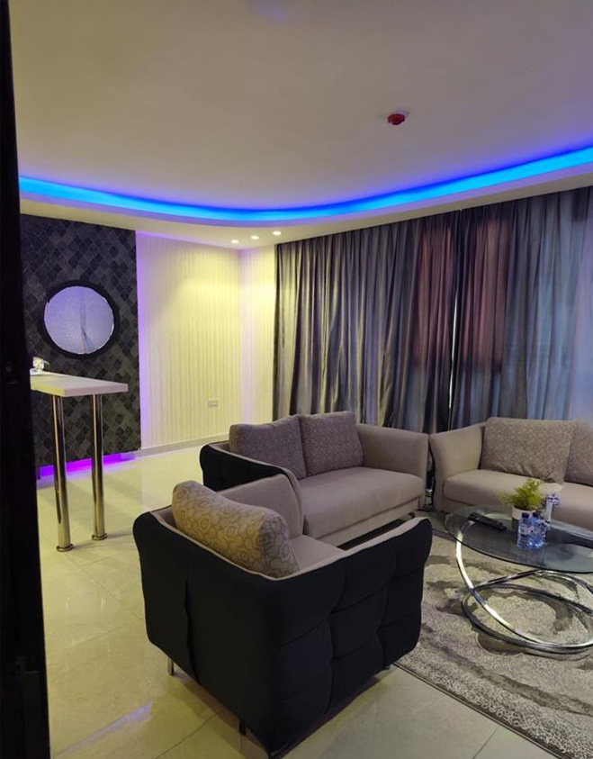 property 899 image 0