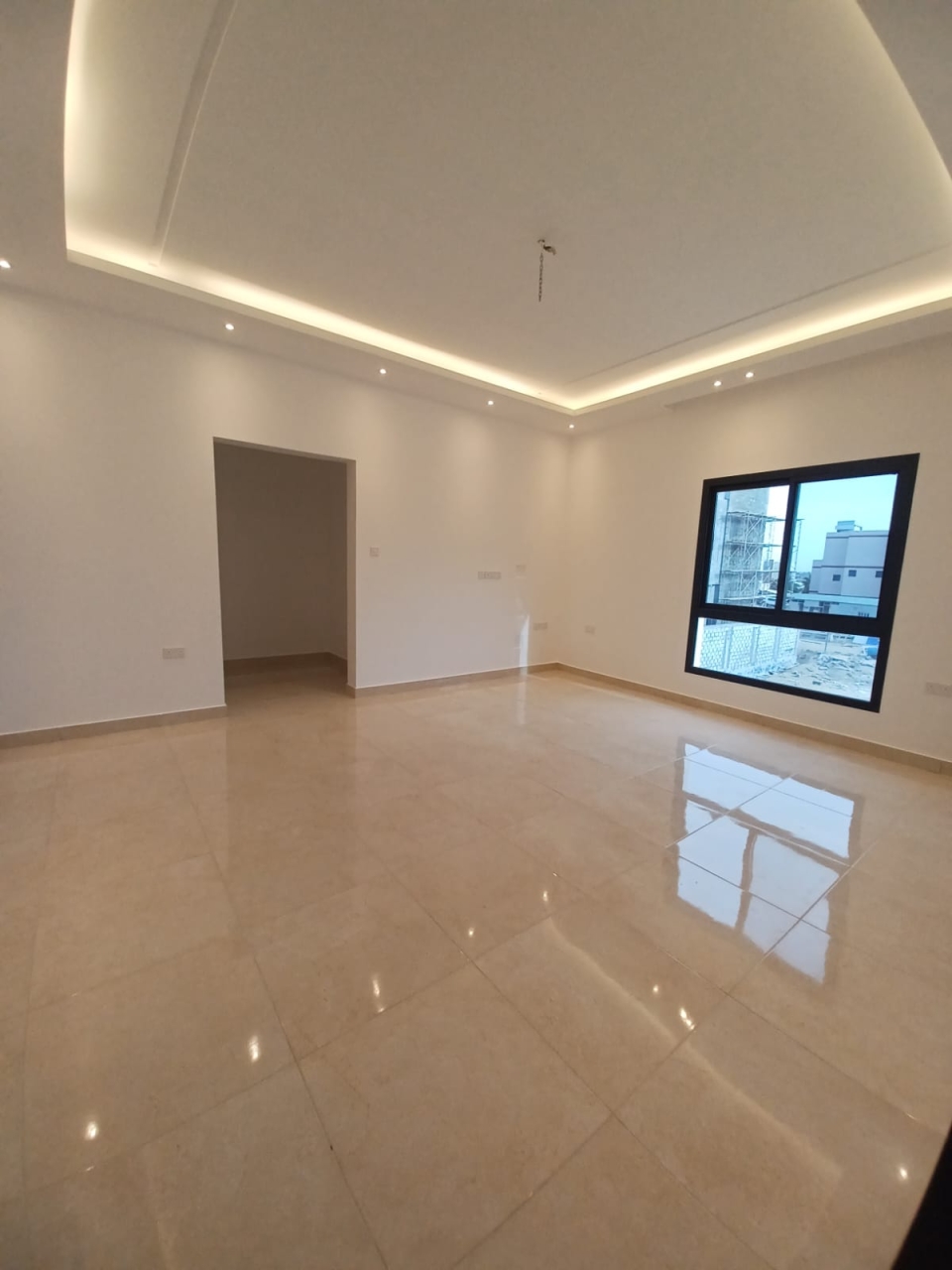 property 954 image 7