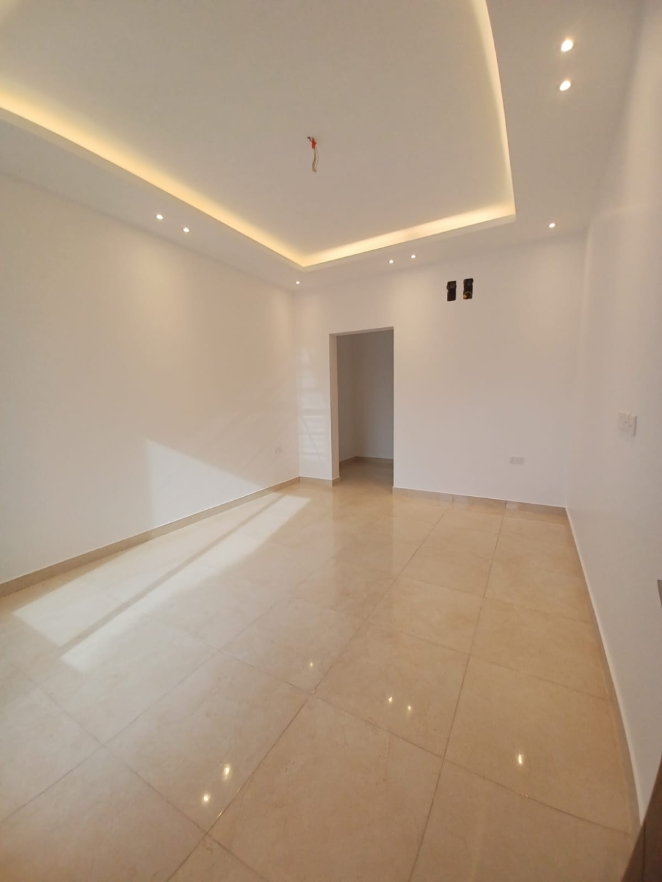 property 954 image 9